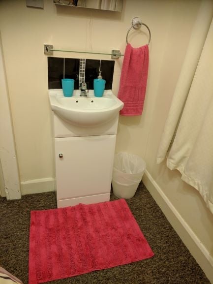 Room Dunmow Road in East Hertfordshire