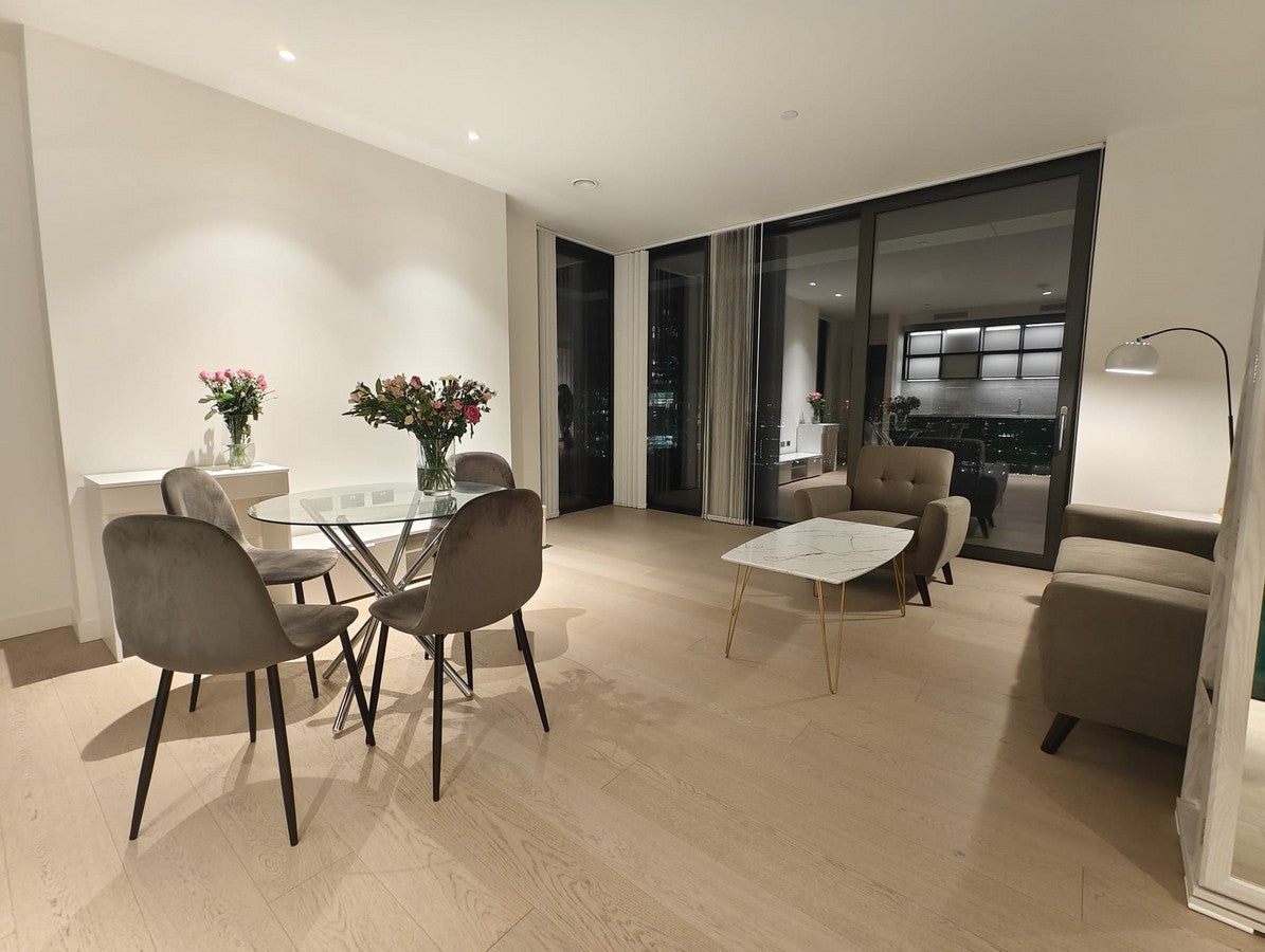 Flat Wards Place in London