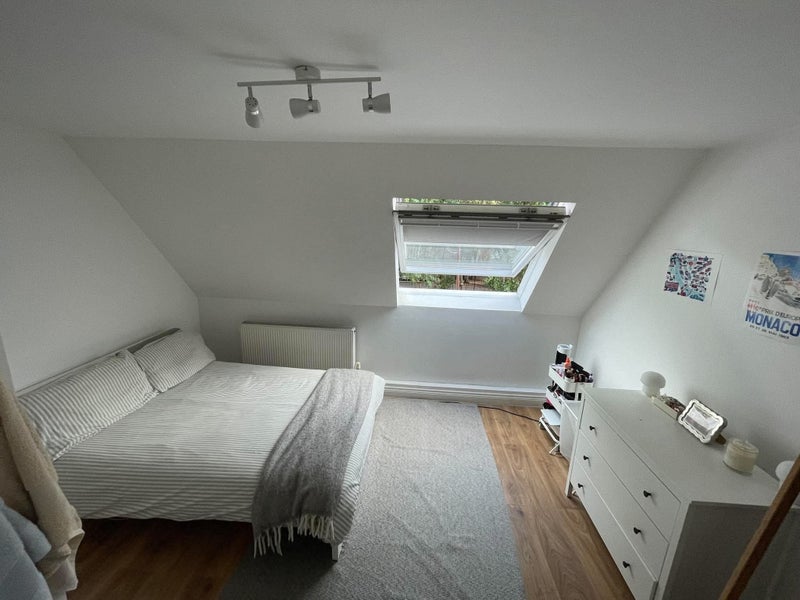 Room White City Close in Greater London