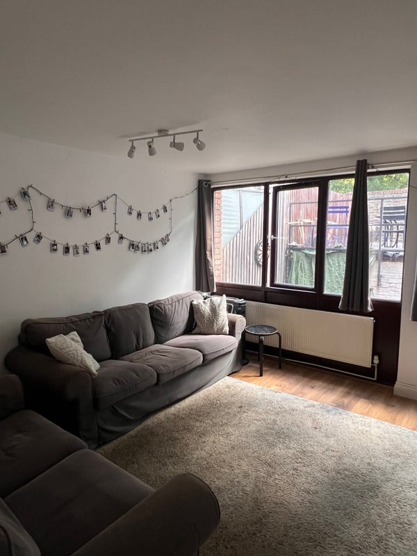 Room White City Close in Greater London