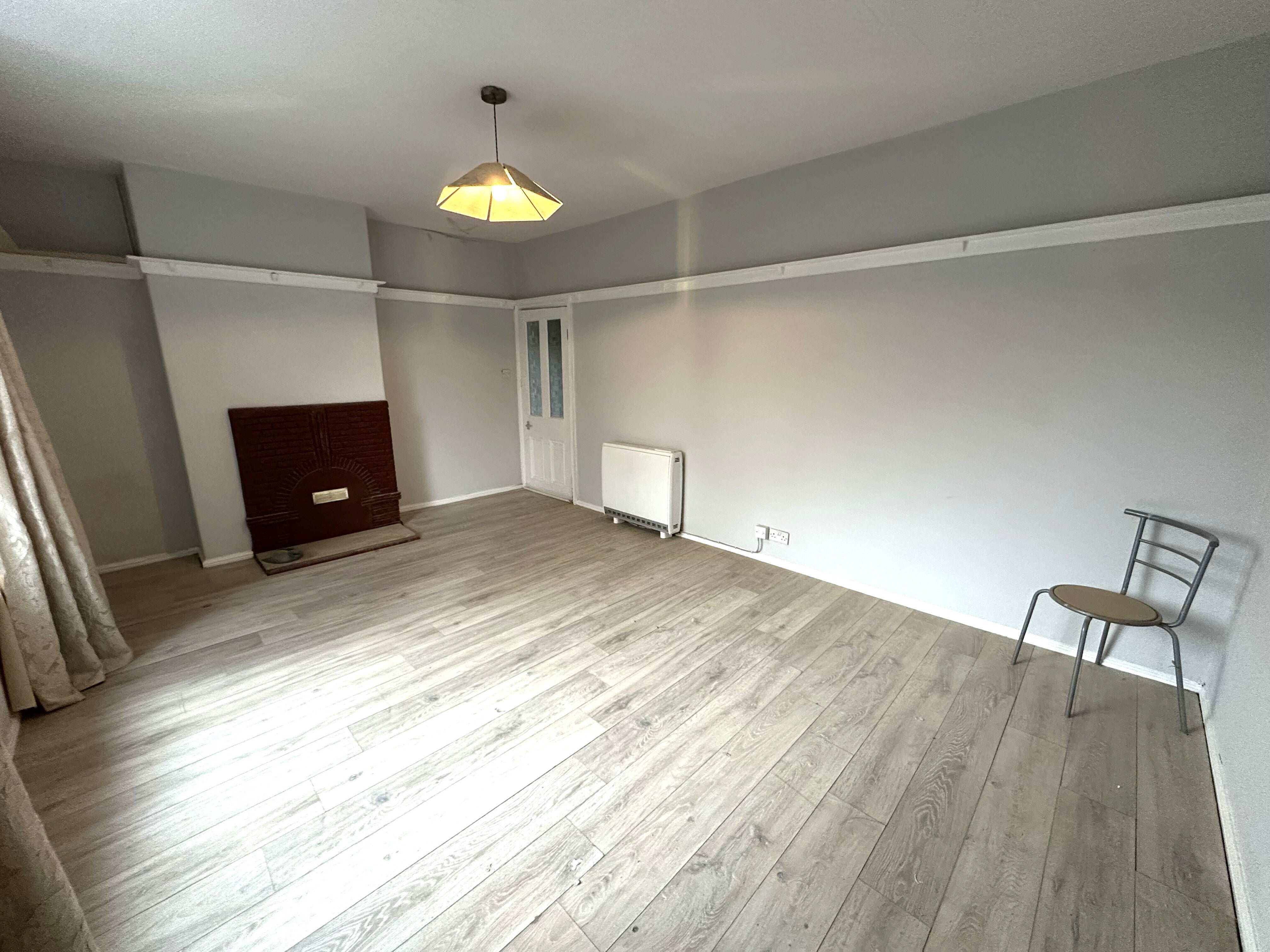 Flat Chestnut Grove in Nottingham