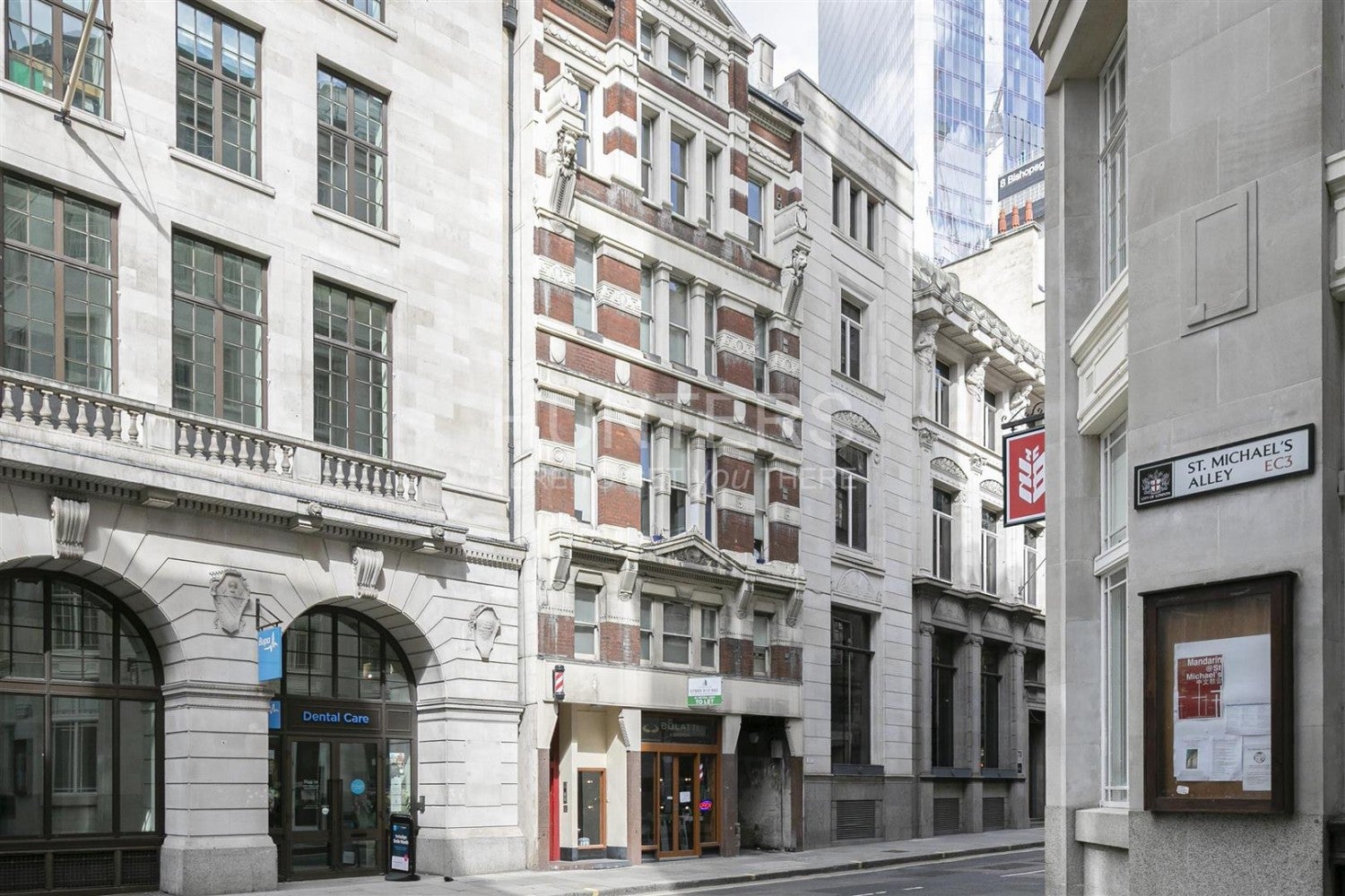 Flat Cornhill in City of London
