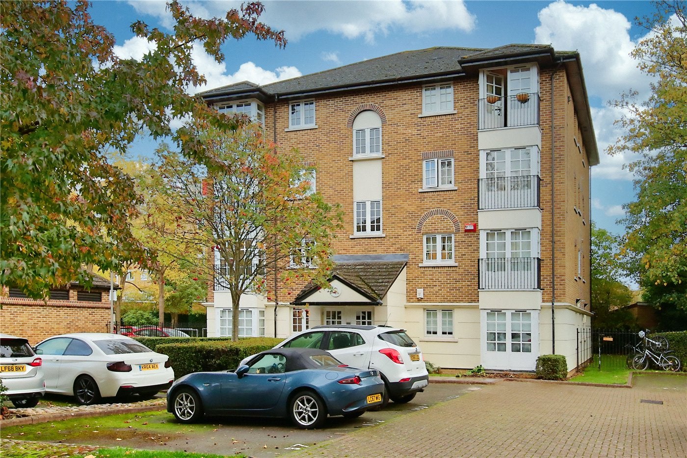 Flat Selhurst Close in Greater London
