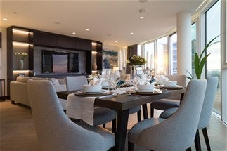 Flat Juniper Drive in Greater London