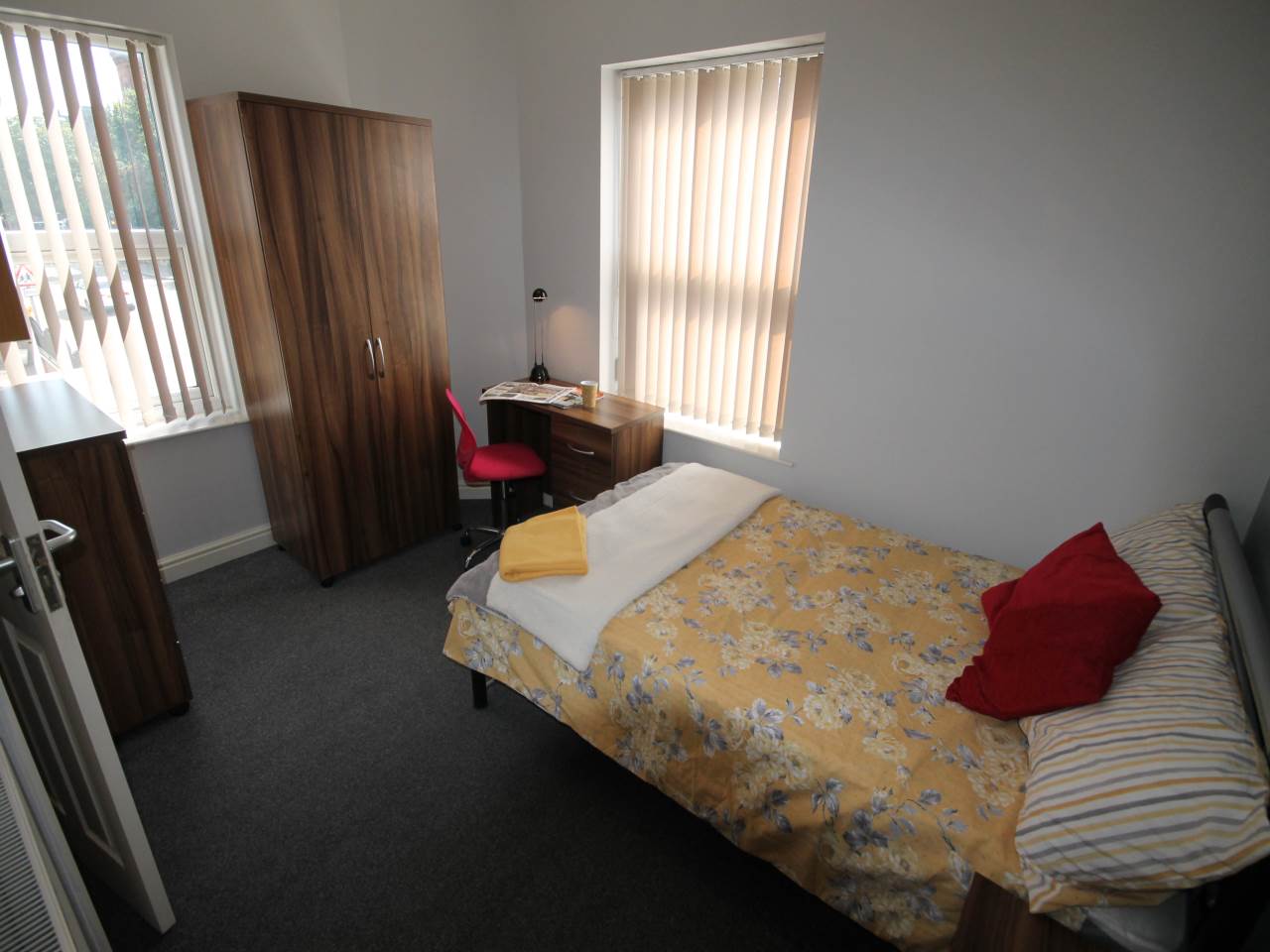 Room Ashbourne Road in Derby