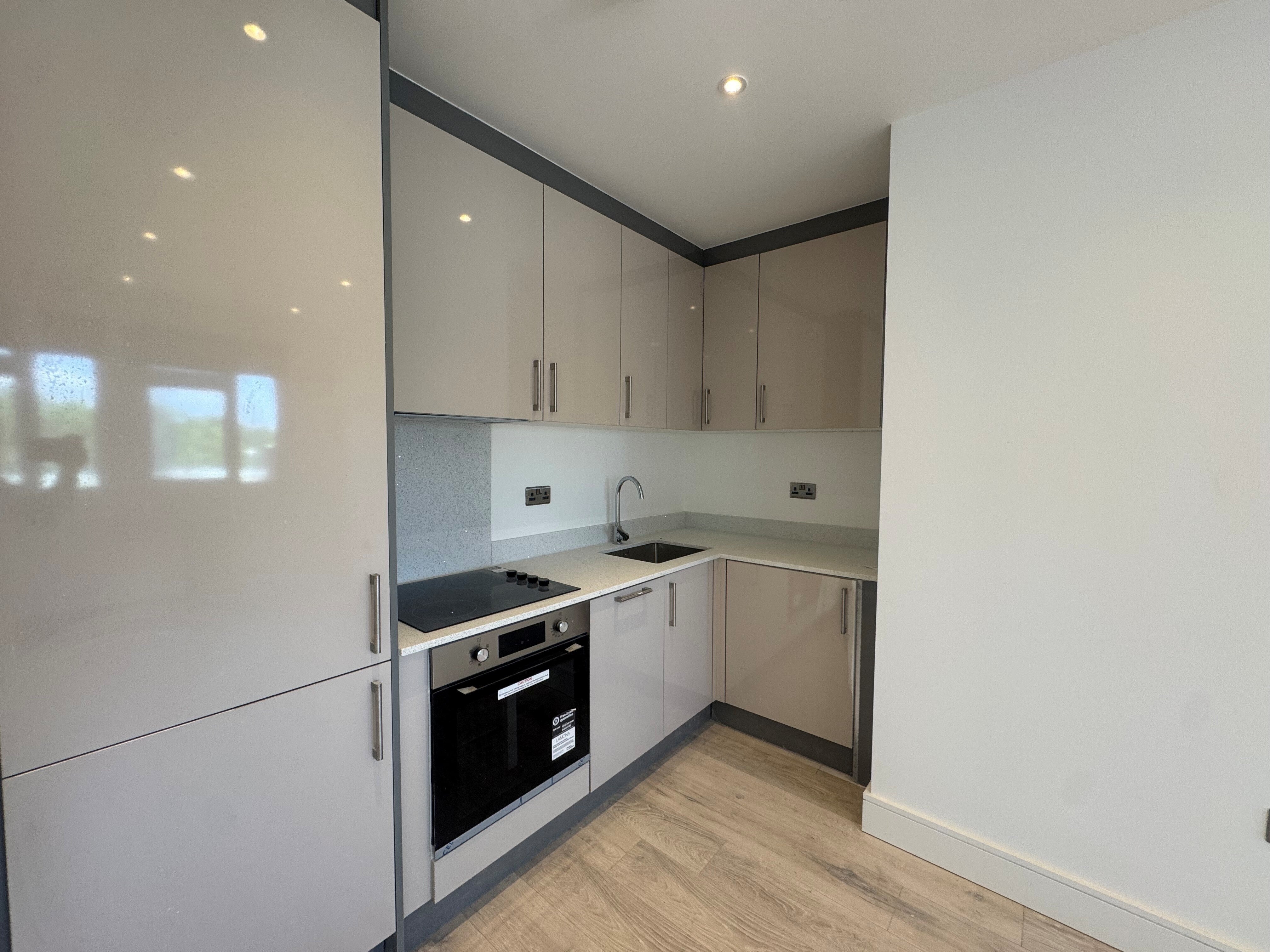 Flat London Road in Swanley