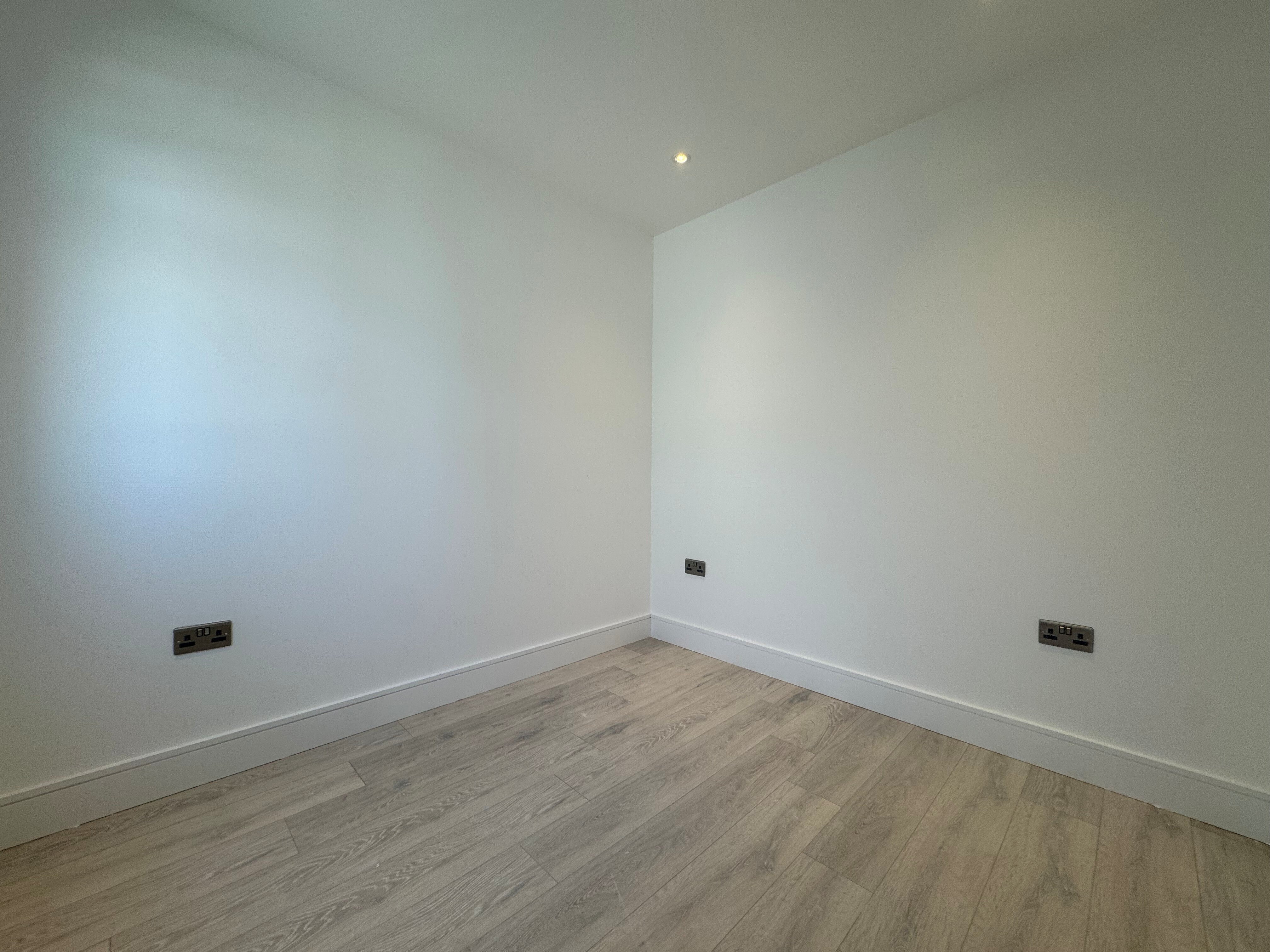 Flat London Road in Swanley