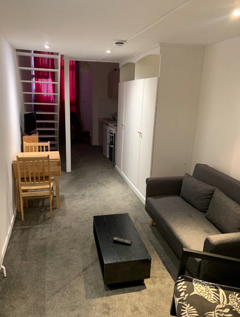 Flat Glenloch Road in Greater London
