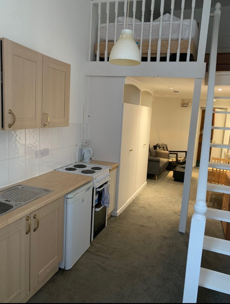 Flat Glenloch Road in Greater London