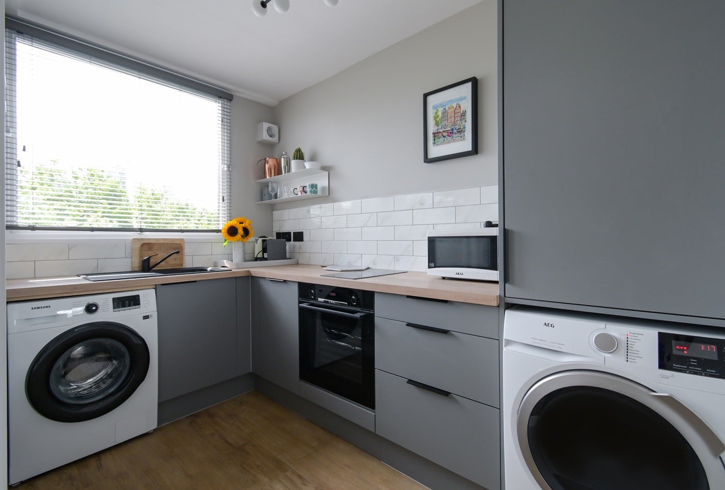 Flat Charlwood Street in City of Westminster