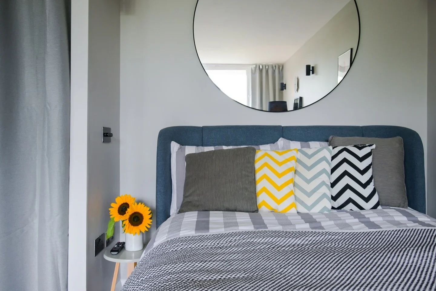 Flat Charlwood Street in City of Westminster