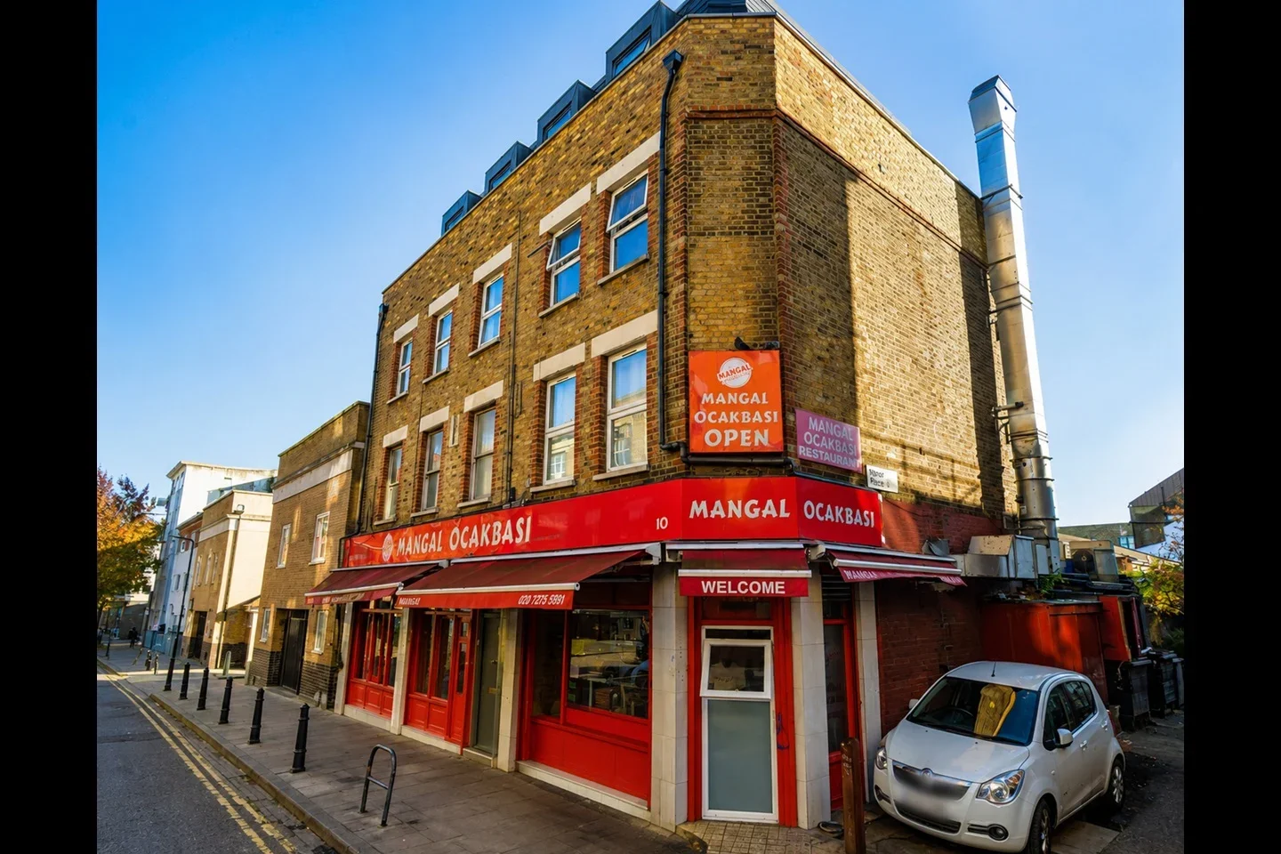 Flat Arcola Street in Greater London