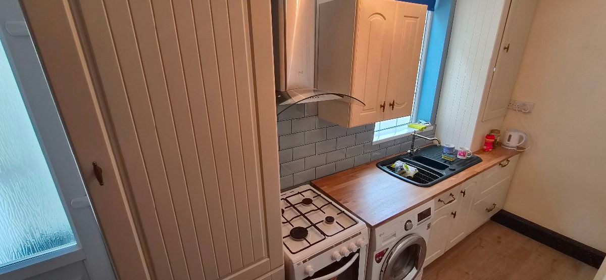 Flat Gladstone Road in Doncaster