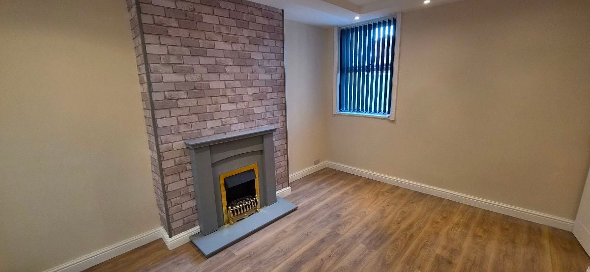 Flat Gladstone Road in Doncaster