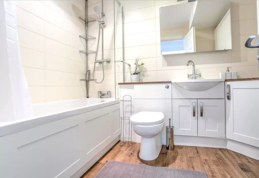 Flat Kennington Lane in Greater London