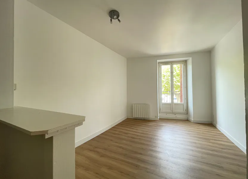 Flat Rue Droite in Marcillac-Vallon
