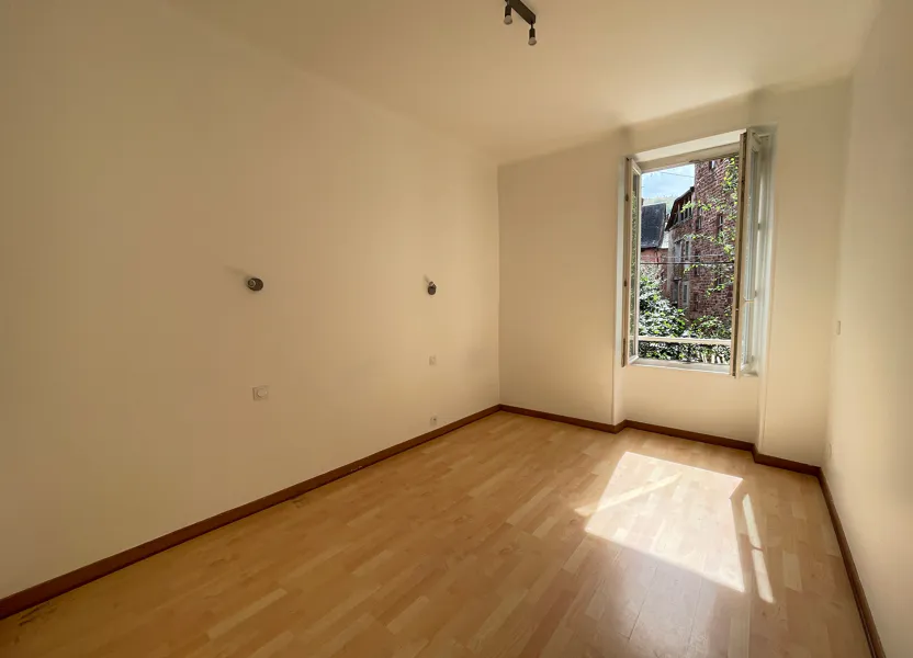 Flat Rue Droite in Marcillac-Vallon