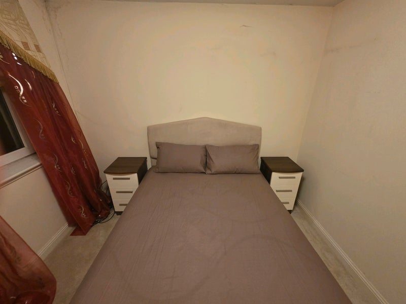 Room Leverndale Court in Glasgow