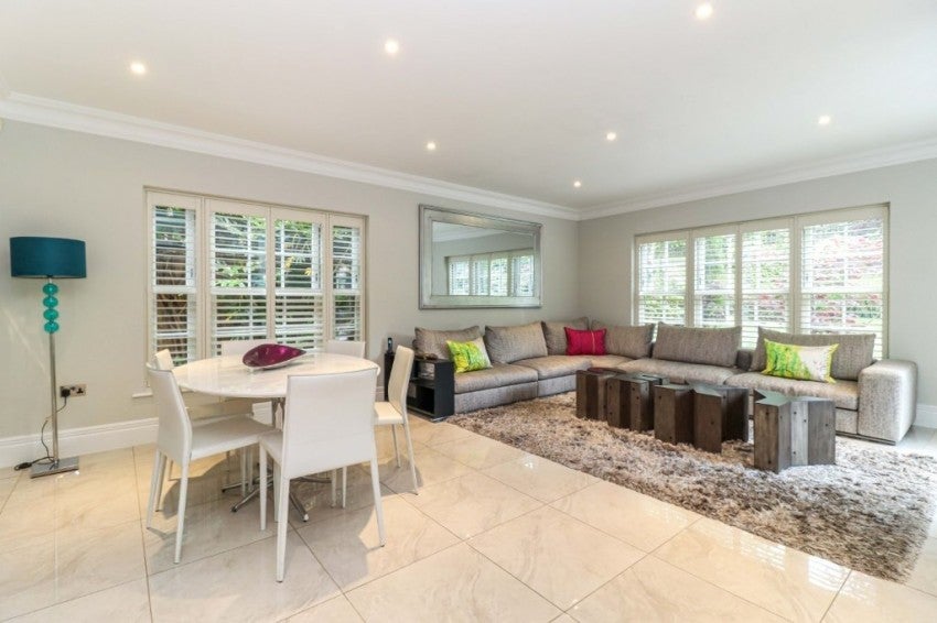 House Burkes Crescent in Beaconsfield