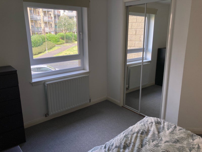 Flat Hawkhill Close in City of Edinburgh