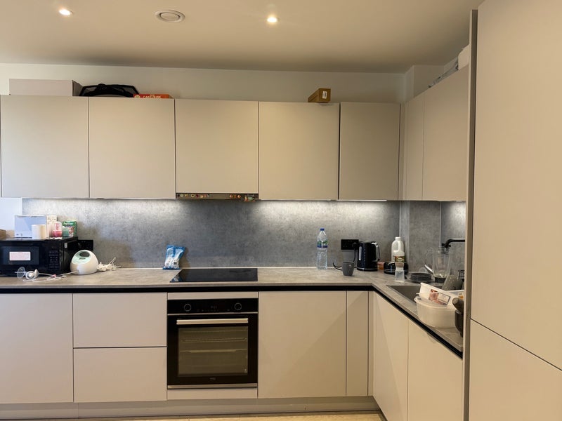 Flat Townsend Road in Greater London