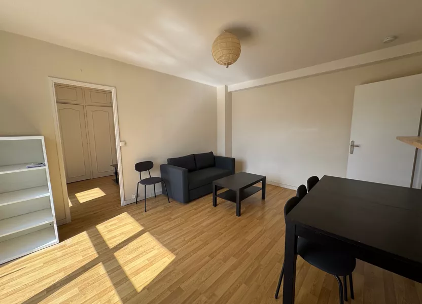 Flat Allée Aimé Césaire in Joinville-le-Pont