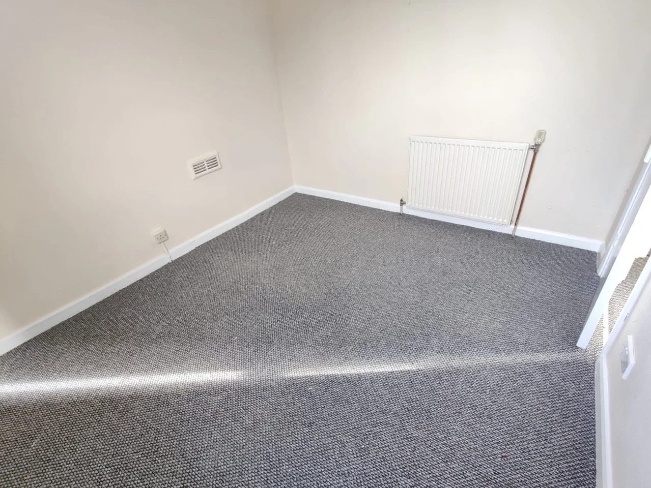 House Bodmin Grove in Greater London