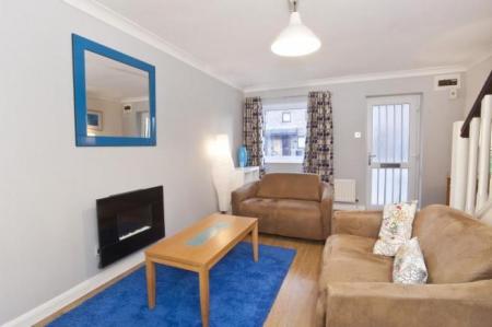 Flat Fewster Way in York