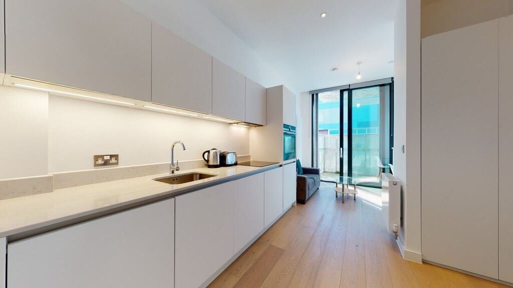 Flat Highgate Hill in Greater London