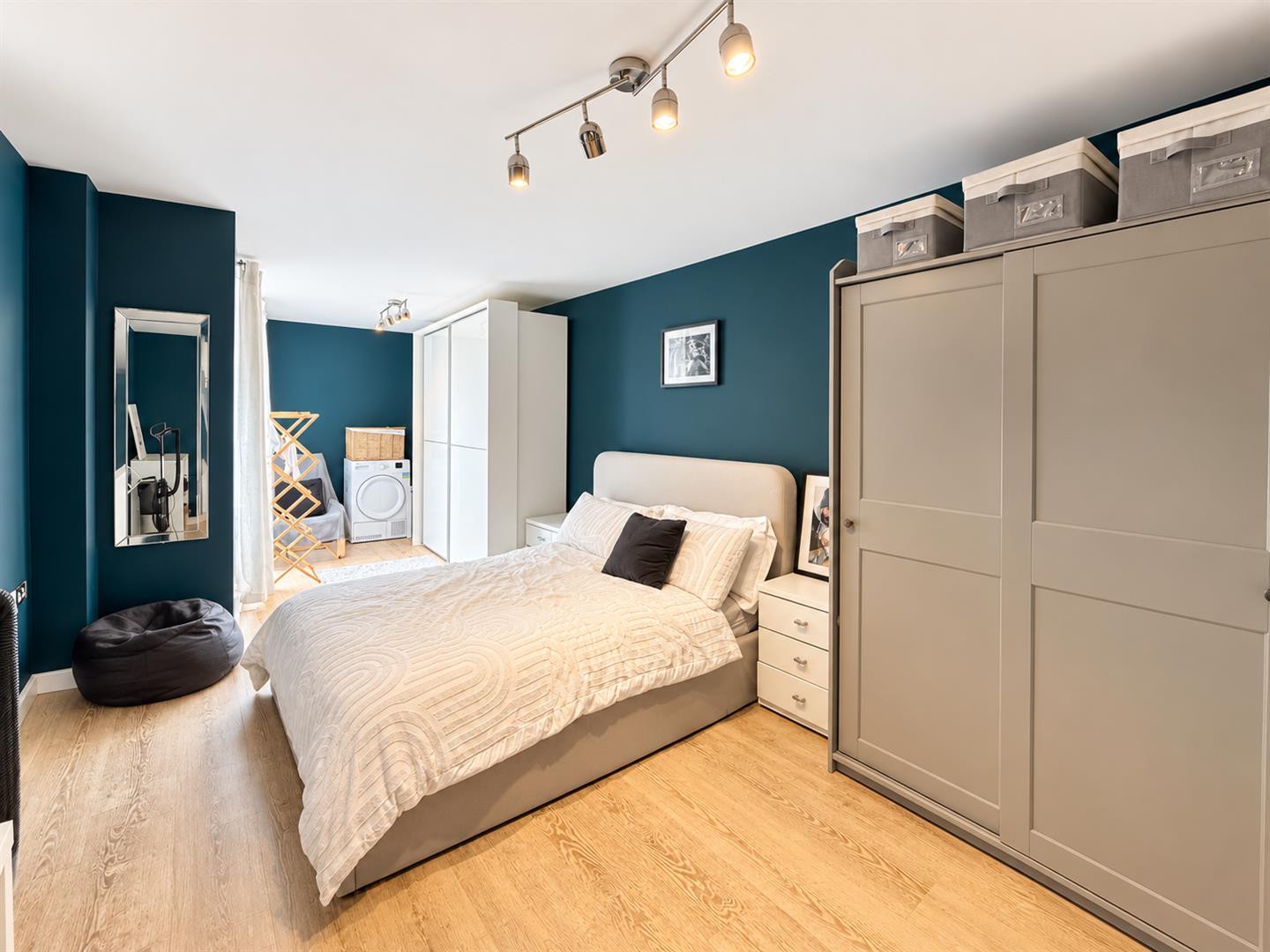 Flat Midland Road in Dacorum