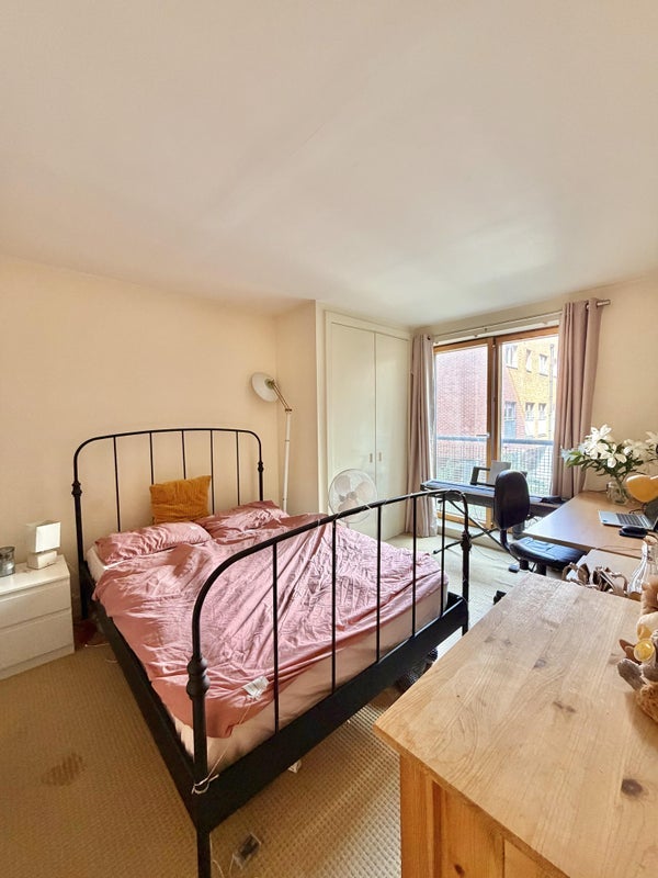 Room Lower Chatham Street in Manchester