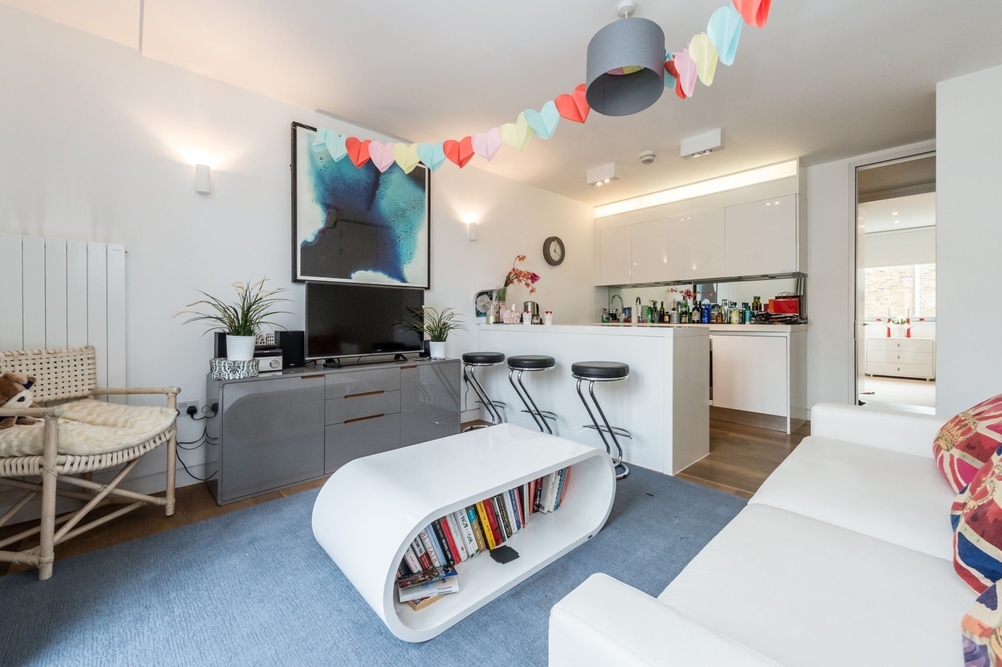 Flat Picton Place in City of Westminster