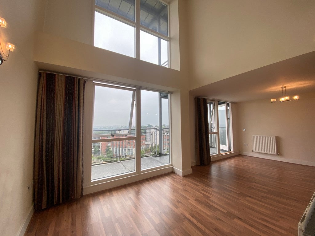 Flat Longleat Avenue in Birmingham