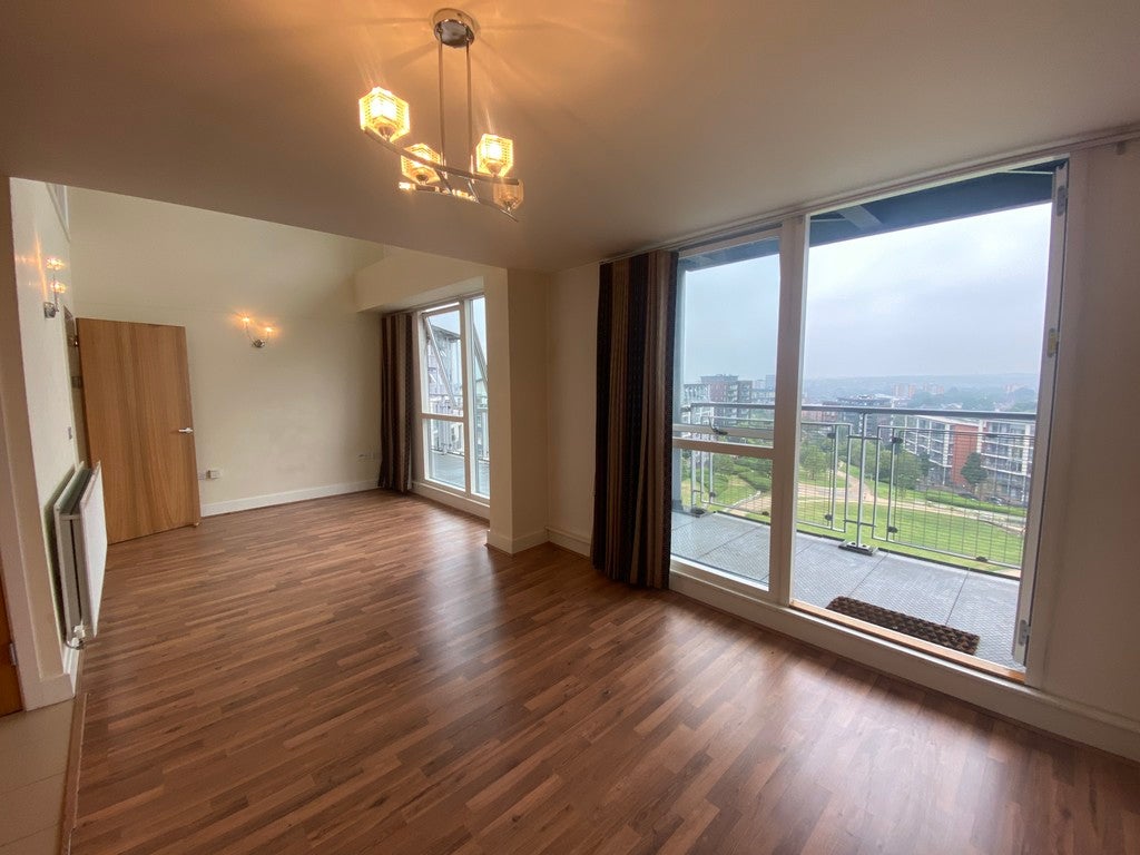 Flat Longleat Avenue in Birmingham