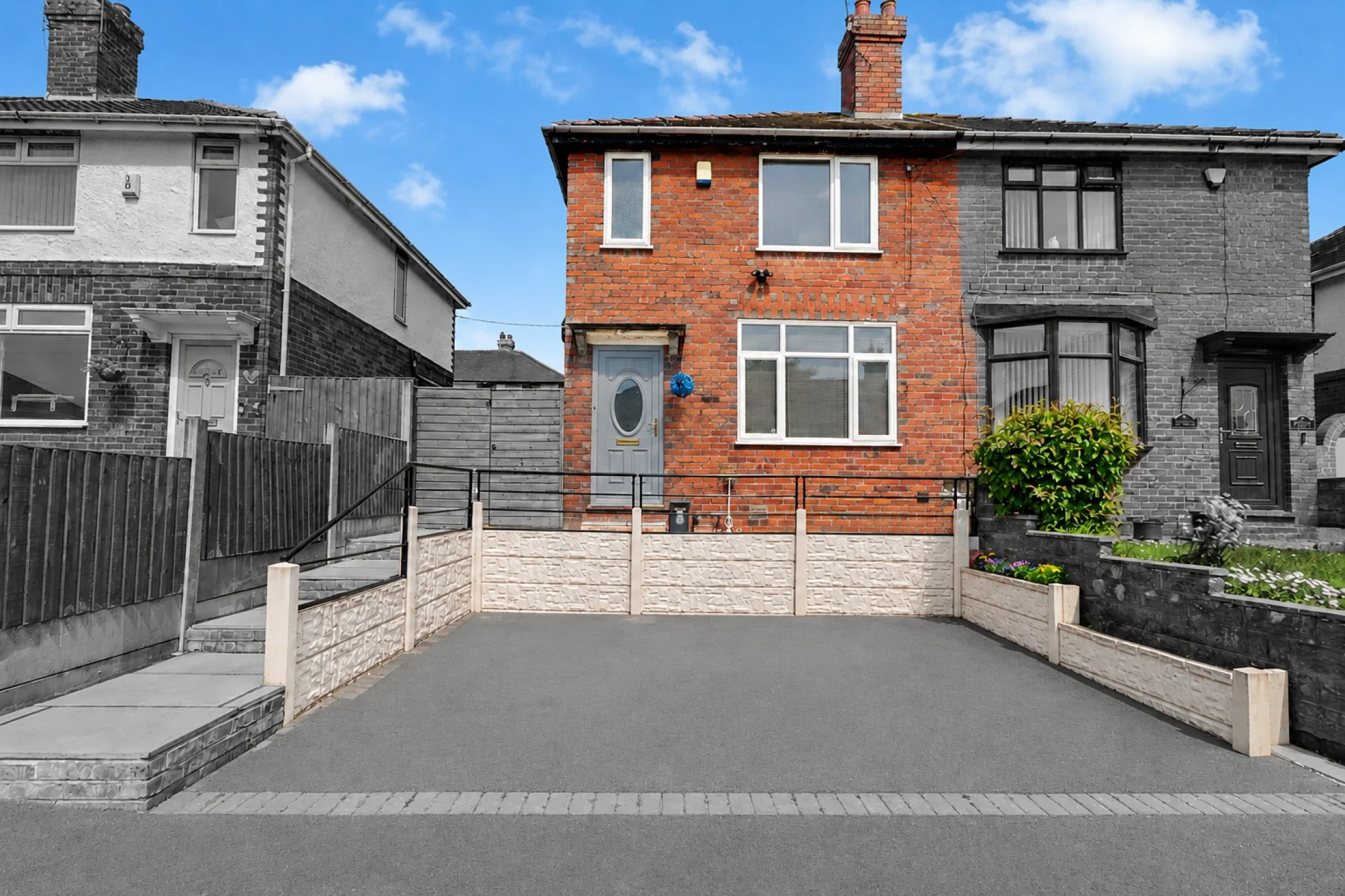 House Redwood Place in Stoke-on-Trent
