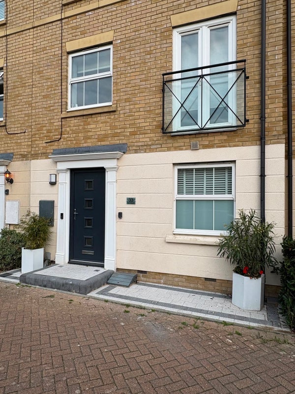 Room Orchid Close in Uttlesford