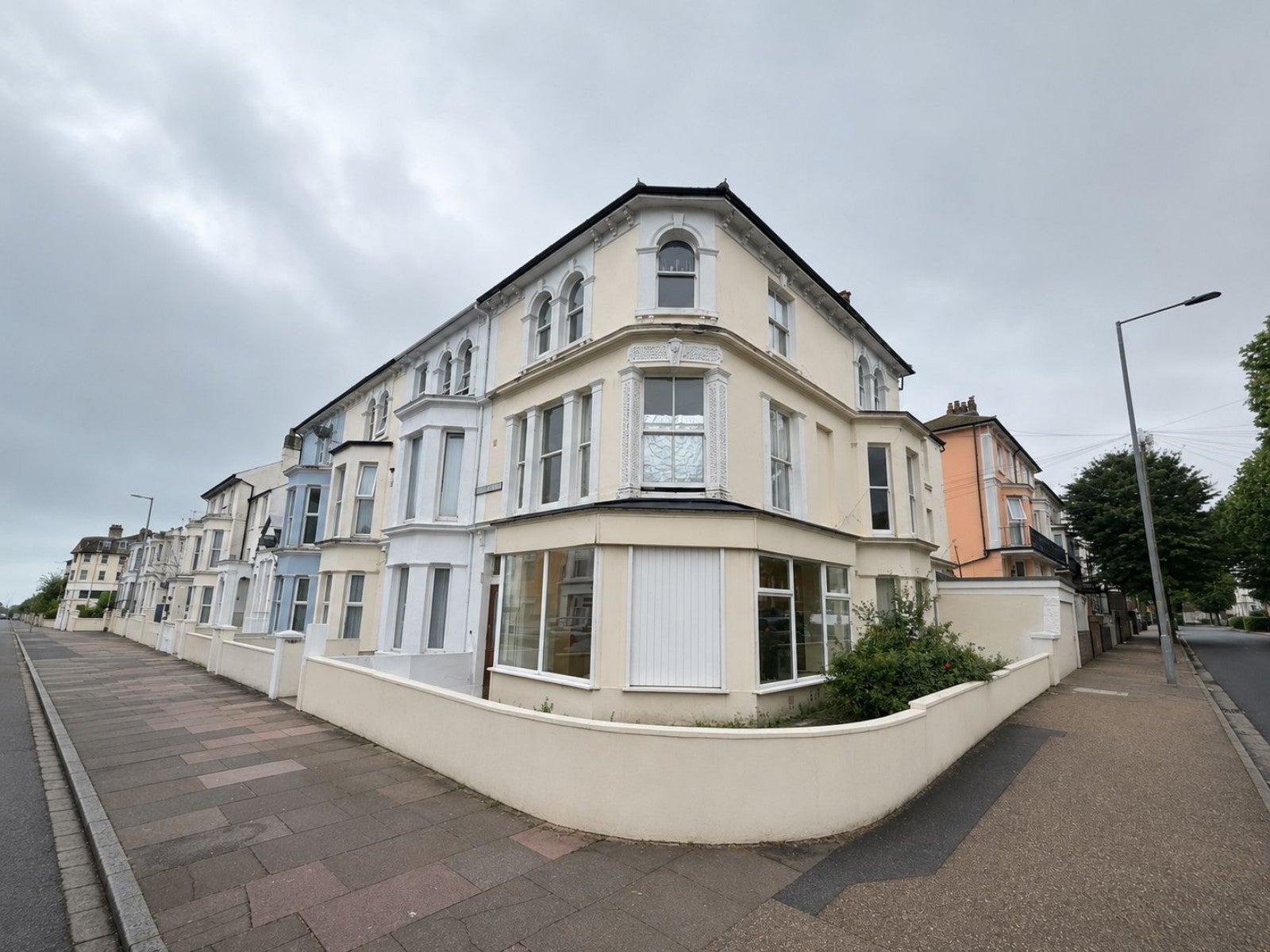 Flat Bourne Street in Eastbourne