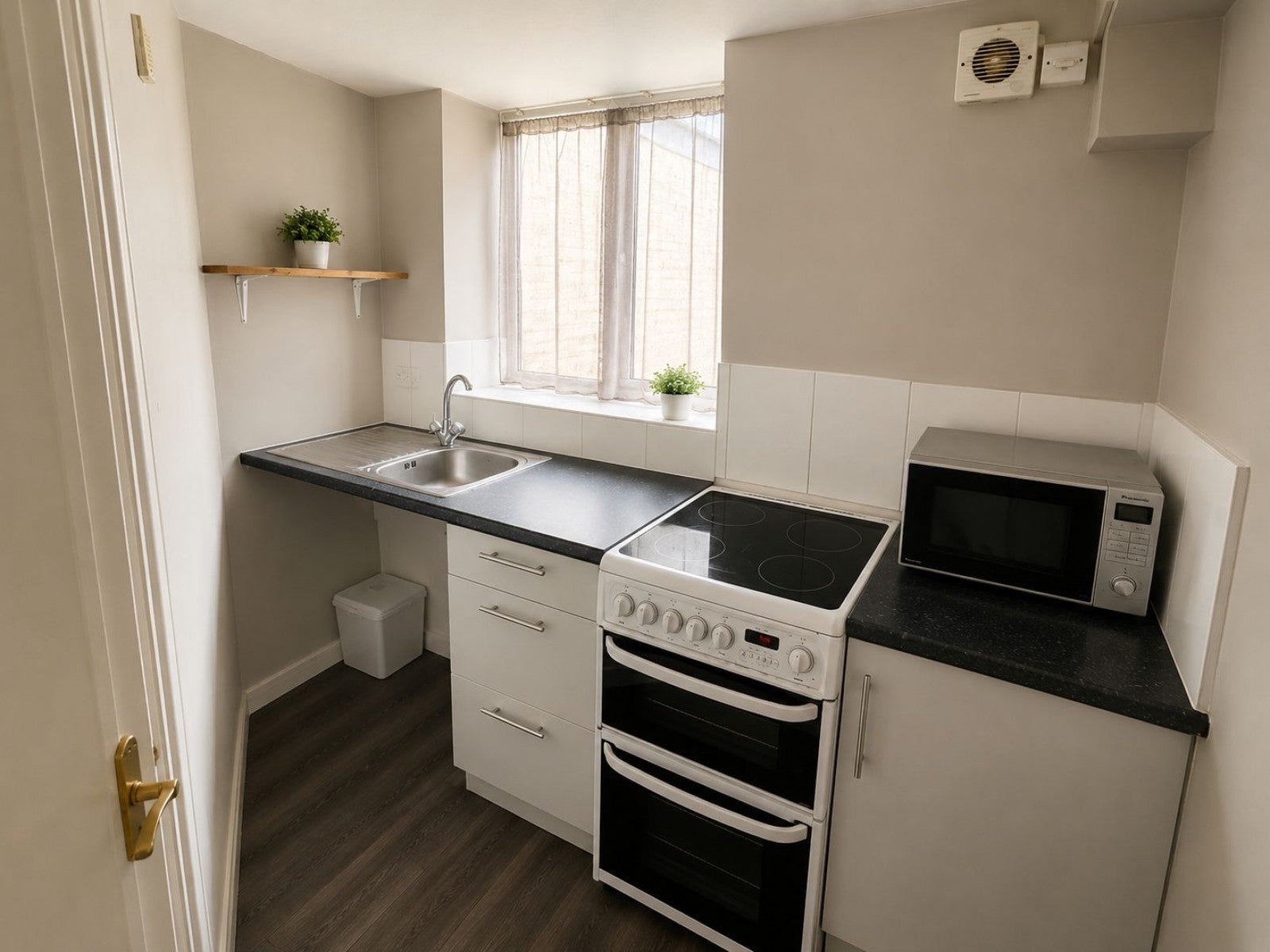 Flat Bourne Street in Eastbourne