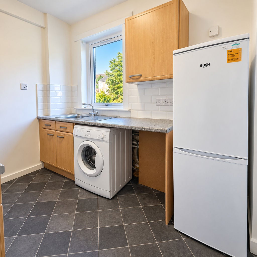 Flat Rowan Drive in Duntocher