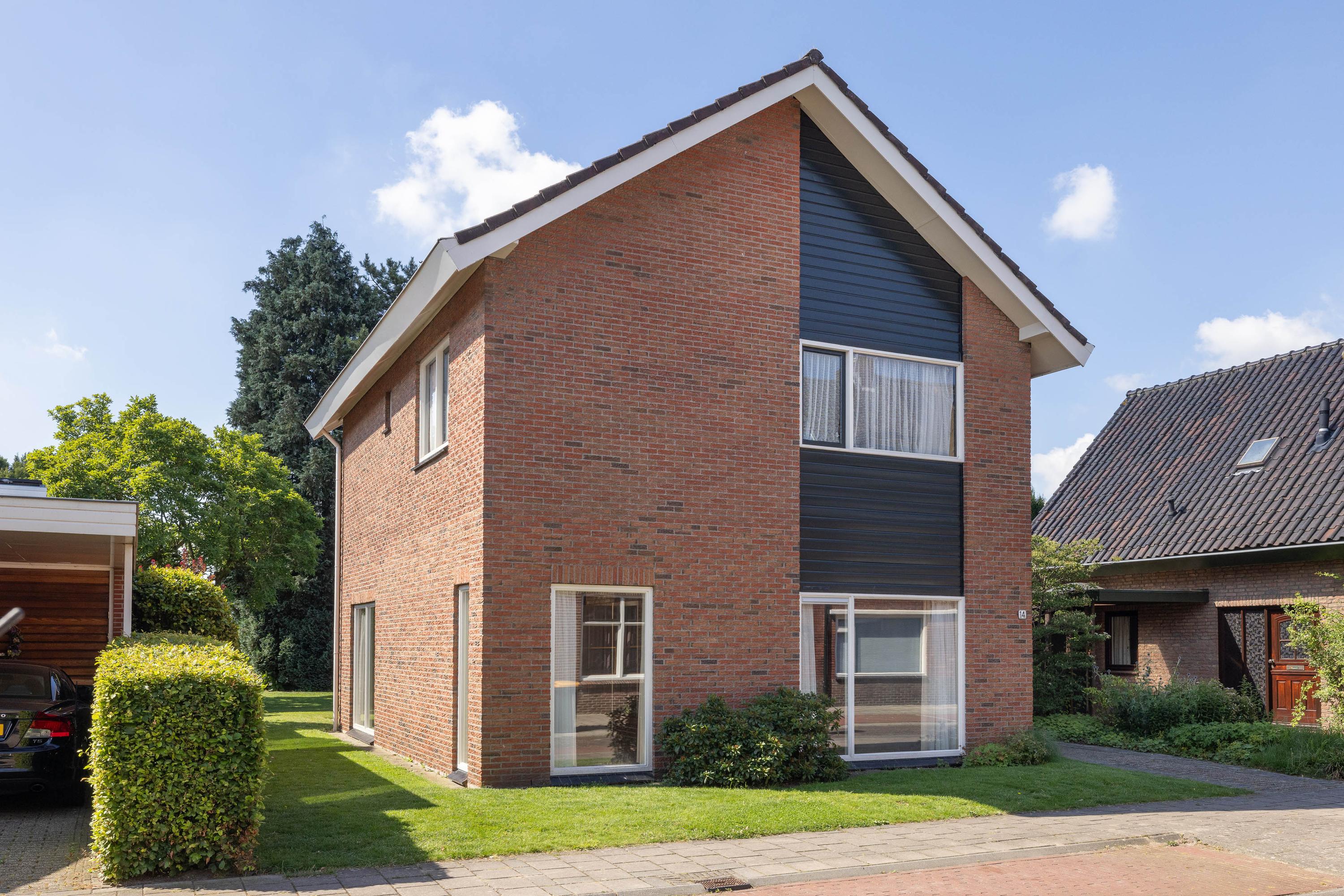 Huis Meeuwenweg 14 in Hengelo