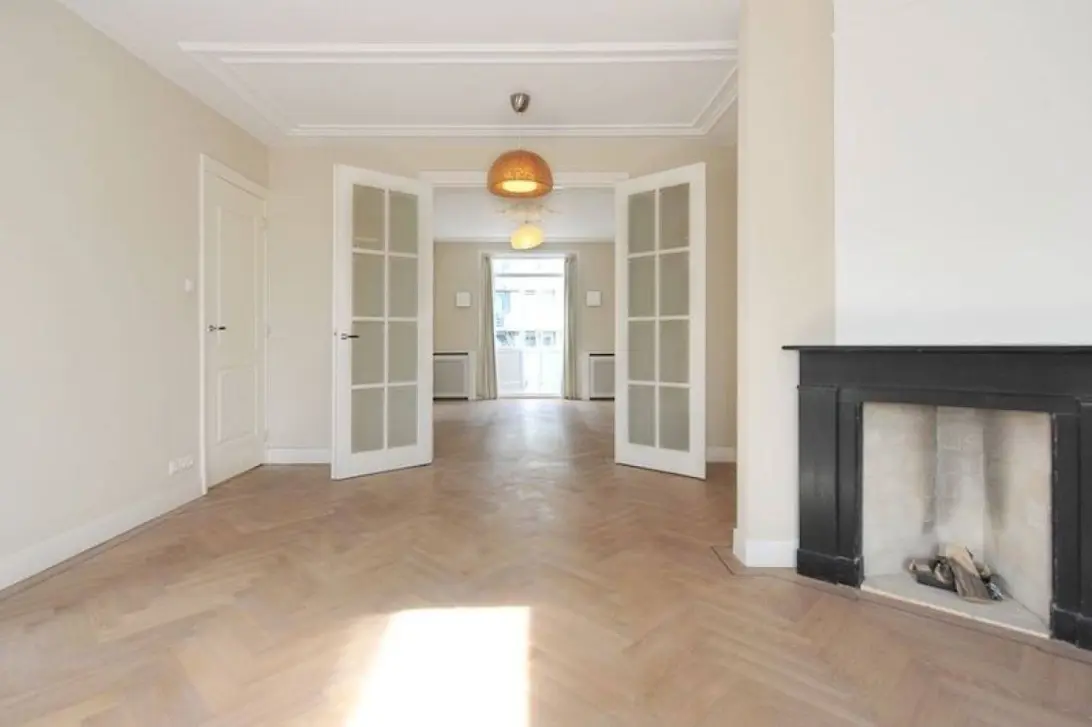 Flat Dirk Hoogenraadstraat in Den Haag