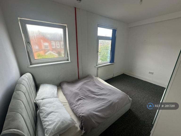 Room Brunswick Street in Wakefield