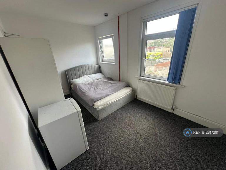 Room Brunswick Street in Wakefield