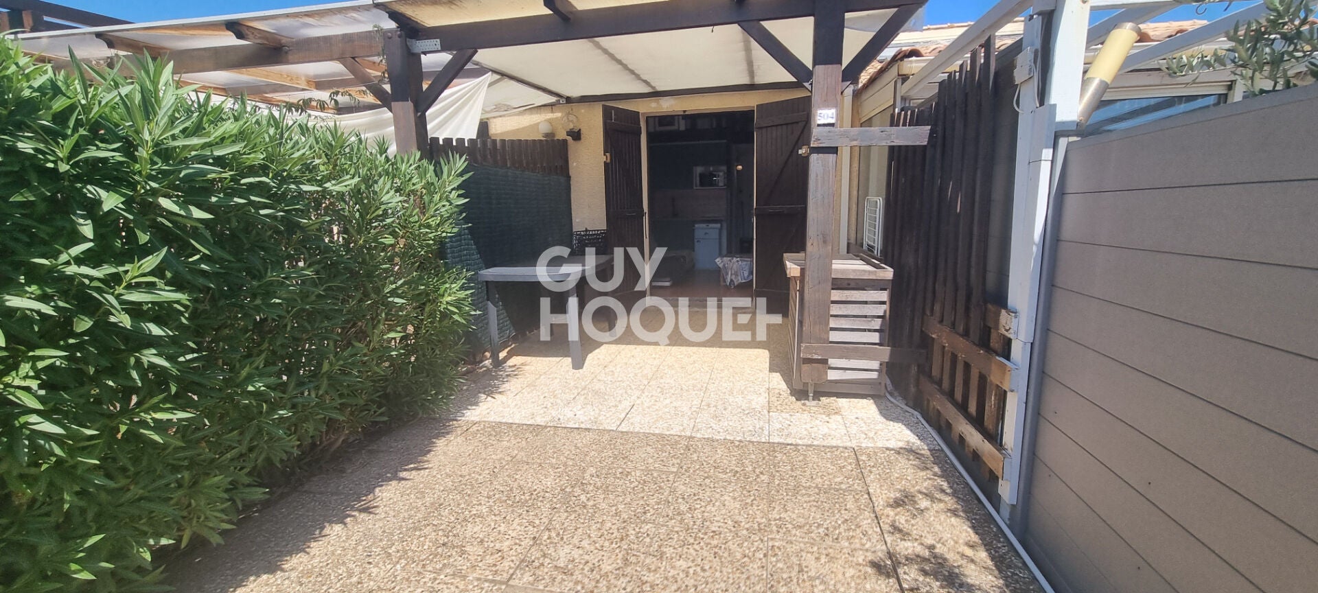 Flat Avenue des Garrigues in Saint-Pierre-la-Mer