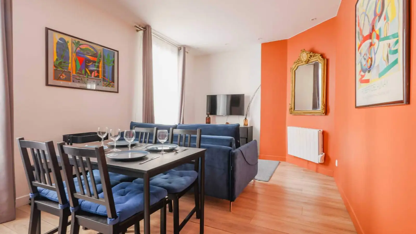 Flat Rue de Bagnolet in Paris