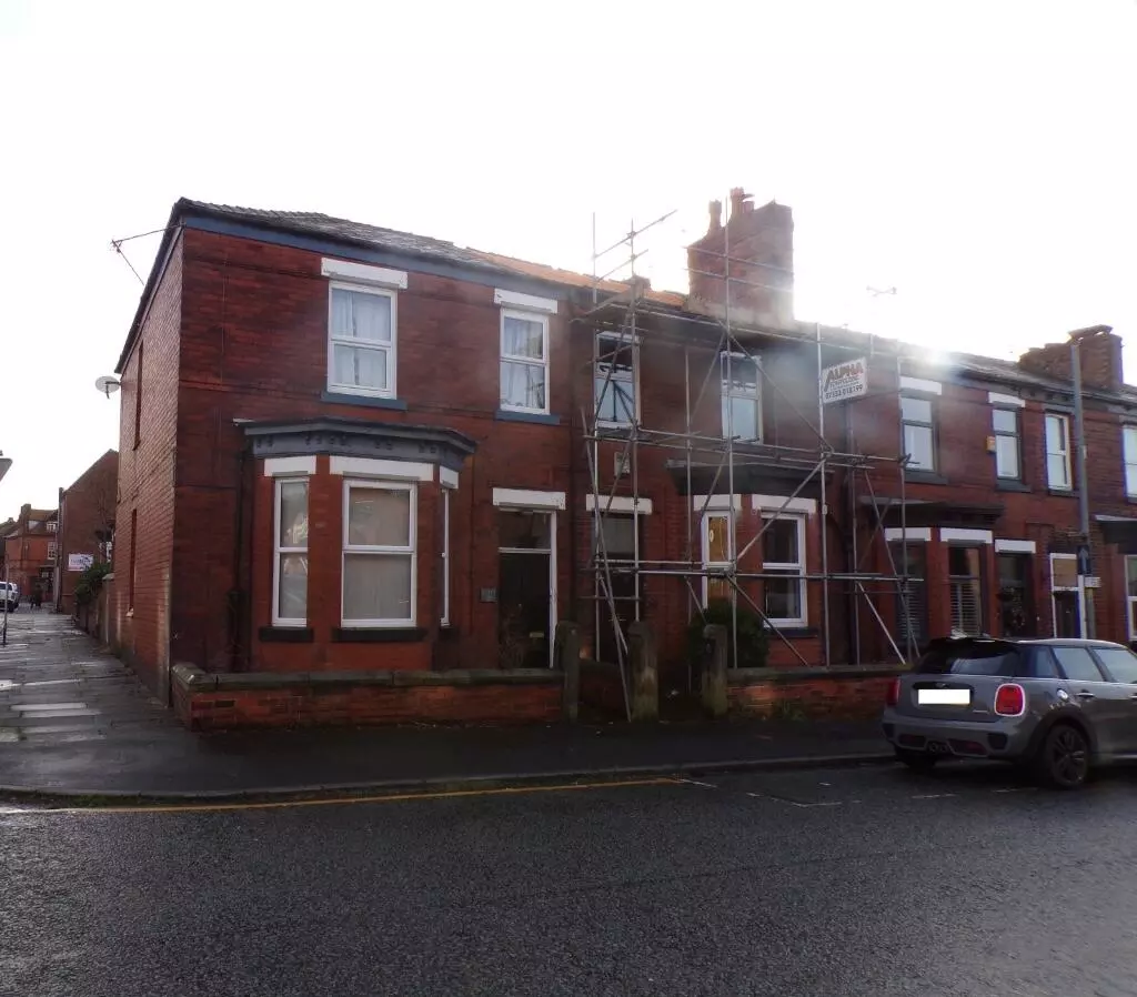 Flat Eccleston Street in Wigan
