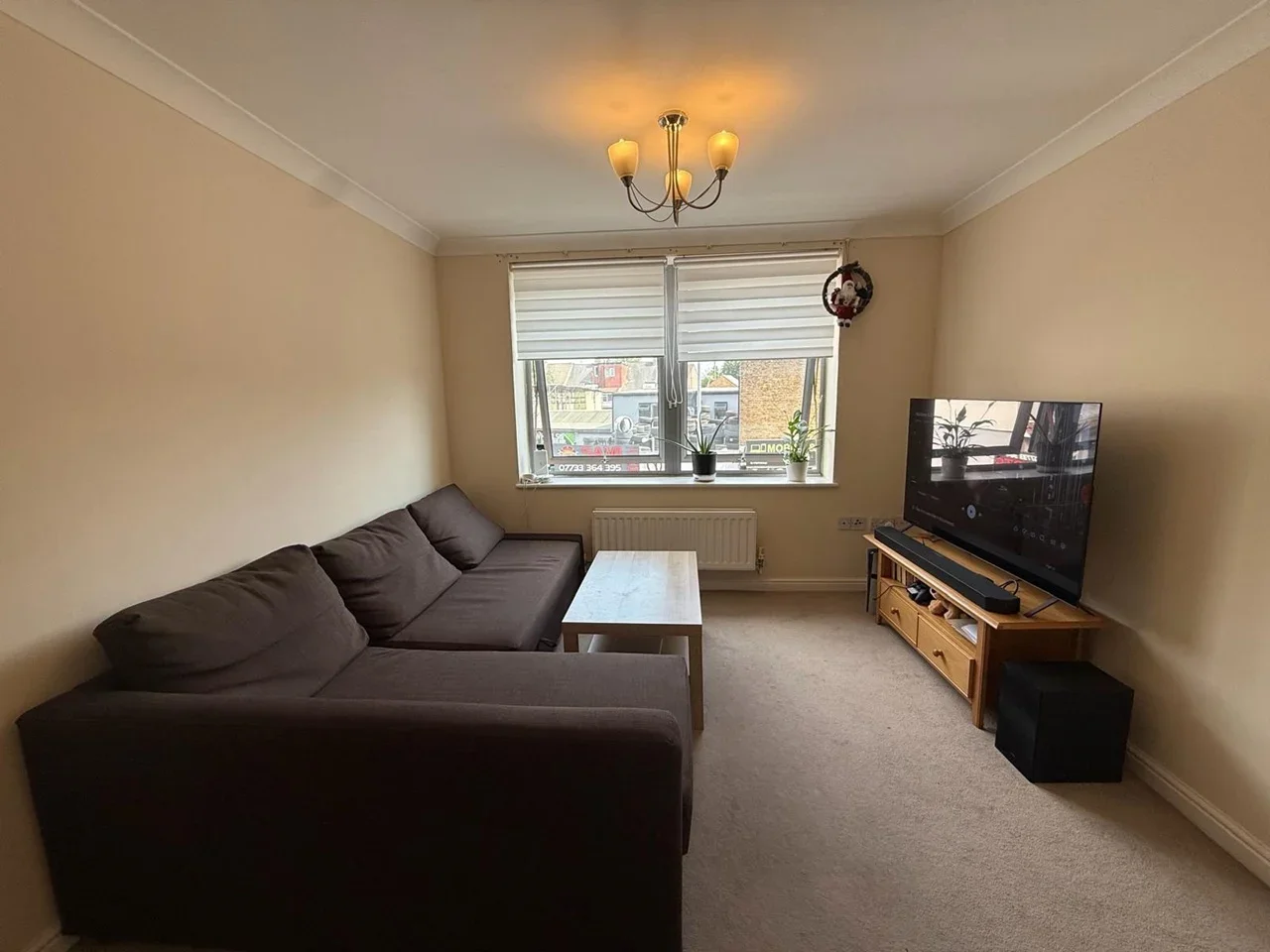 Flat Whippendell Road in Watford