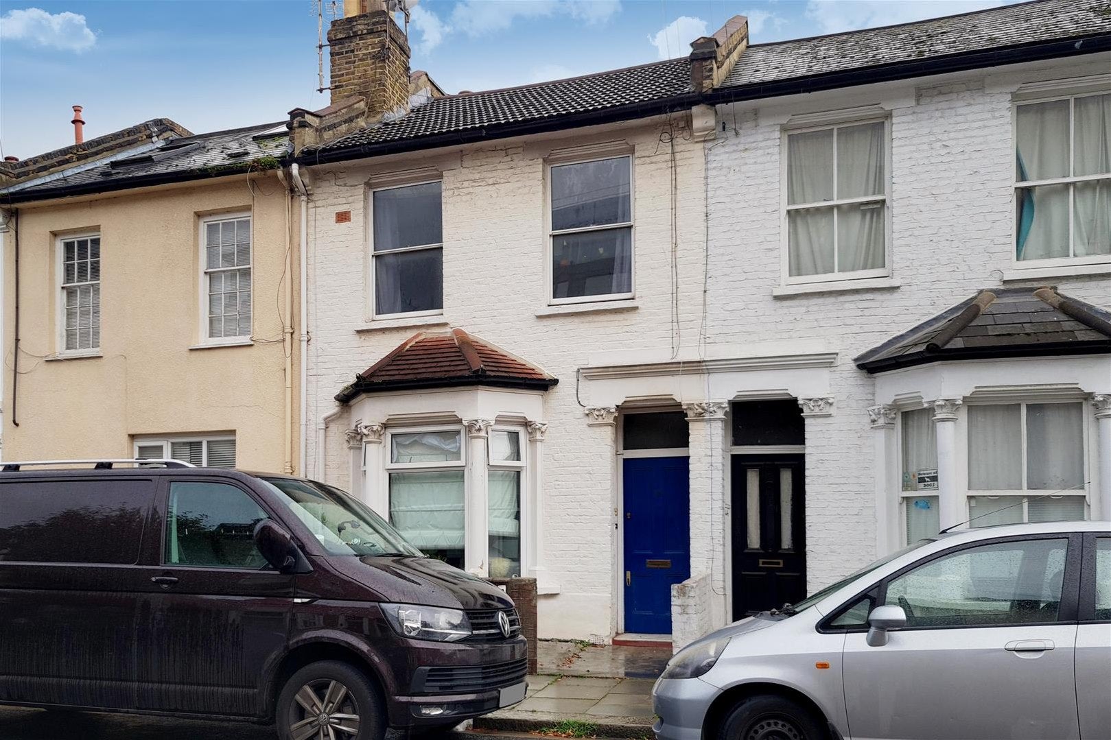 Flat Yeldham Road in Greater London