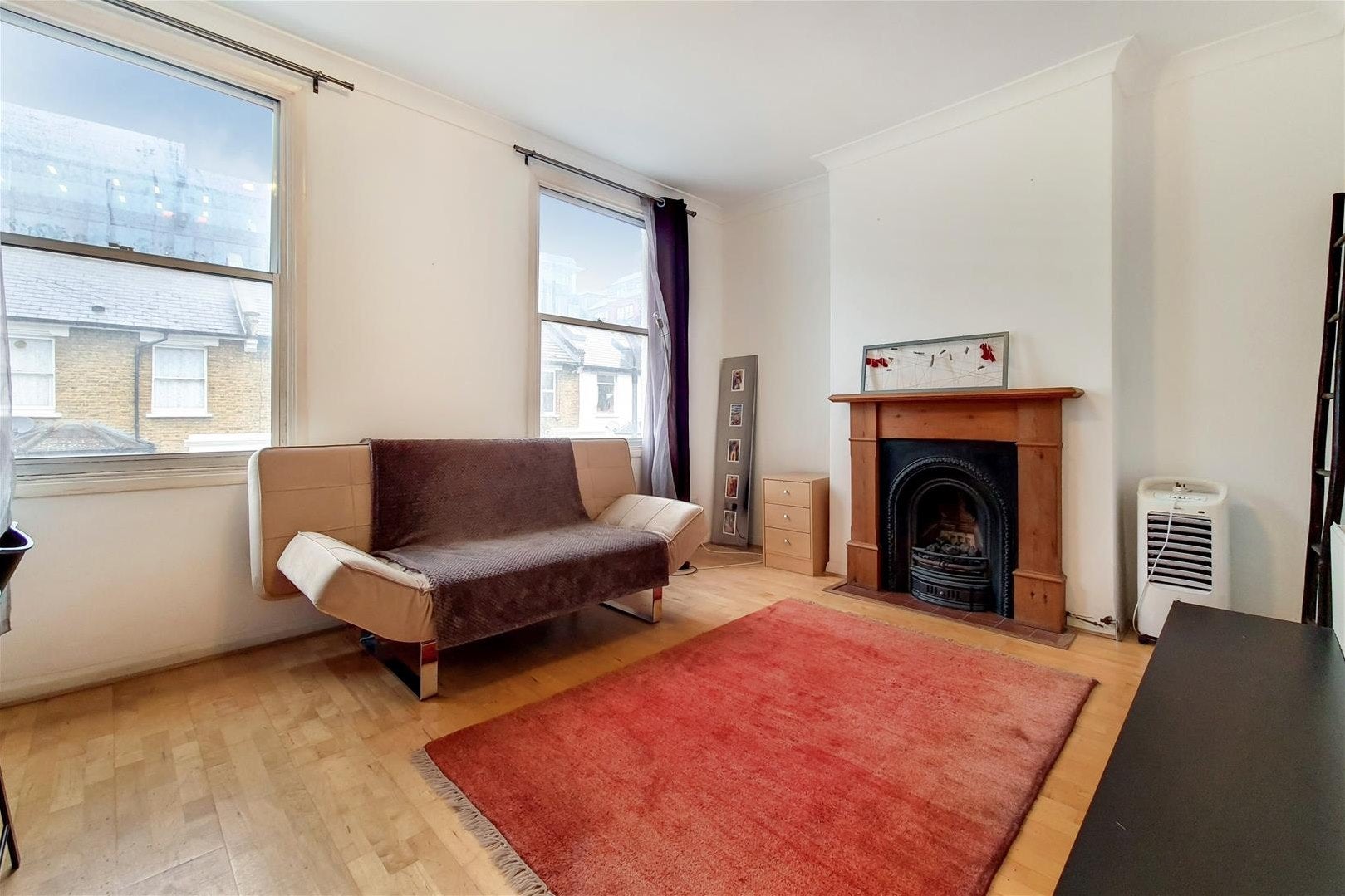Flat Yeldham Road in Greater London