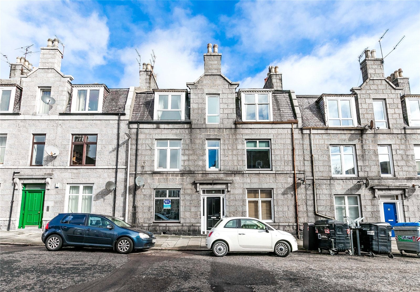 Flat Sunnybank Place in Aberdeen City